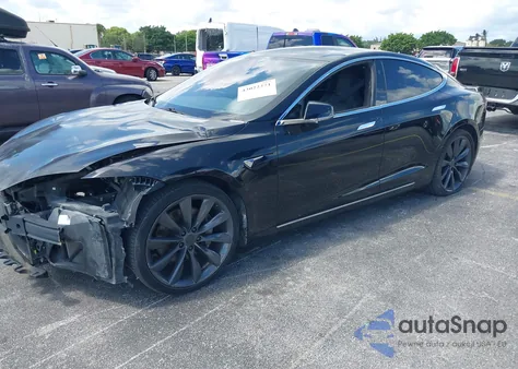 2016 Tesla Model S 60/70/75/85 from USA, damaged, VIN 5YJSA1E14GF174663